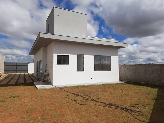 #46 - Casa para Venda em Itabirito - MG - 3