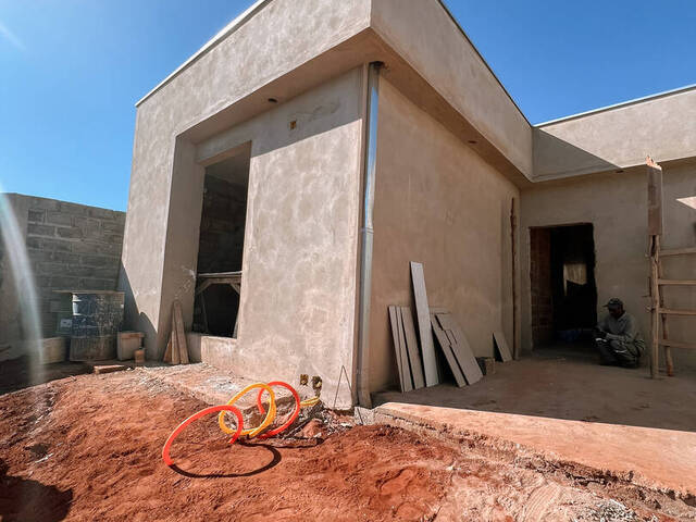 #92 - Casa para Venda em Itabirito - MG - 2