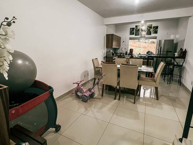 #95 - Apartamento para Venda em Itabirito - MG